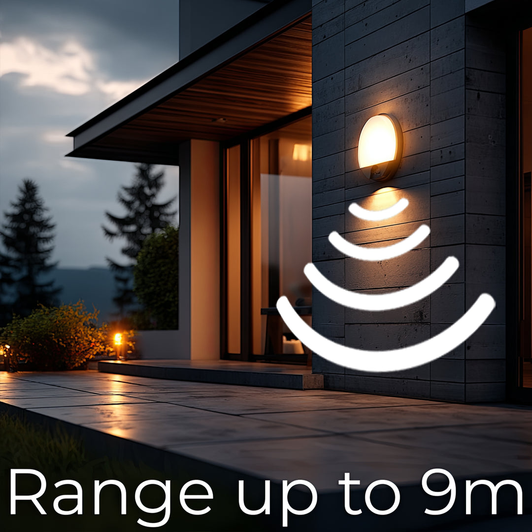 Maclean Energy MCE291 GR LED Lamp Infrared Motion Sensor Twilight Sensor Waterproof 1100lm 15W IP54