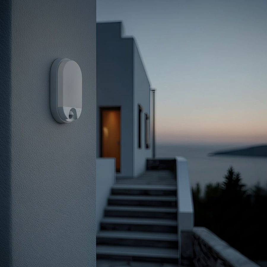 Maclean MCE340 LED Lamp Infrared Motion Sensor Automatic Natural Light  Adjustable Dusk Sensor