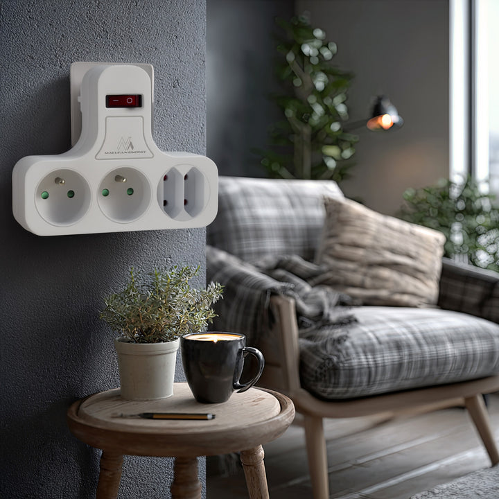 Maclean power socket, quadruple with breaker, stabilizing foot, type E, 2x2,5A, 2x16A, MCE224