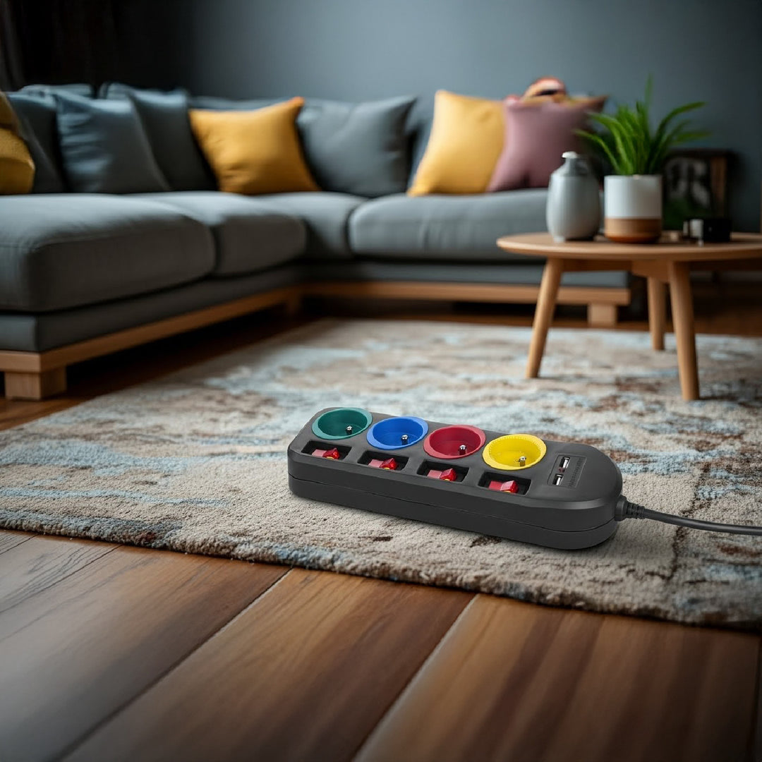 Maclean MCE229 B Power Strip: 4-Socket Extension with 2 USB Ports and Individual Switches (250VAC/10A, 2.1A 5V, 1.5m, Black)