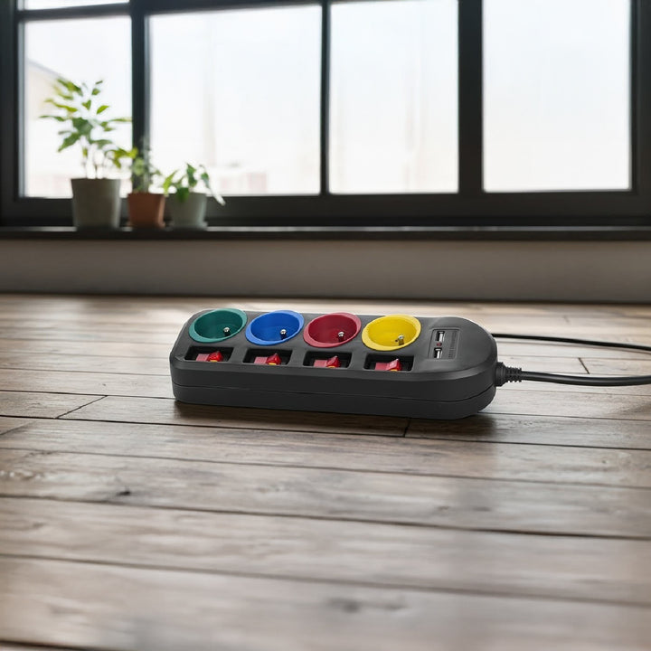 Maclean MCE229 B Power Strip: 4-Socket Extension with 2 USB Ports and Individual Switches (250VAC/10A, 2.1A 5V, 1.5m, Black)