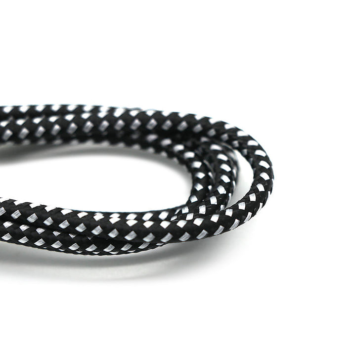 Stiall chumhachta Maclean, síneadh 4 soicéad + 2xUSB, le lasca, 250VAC/10A, 2.1A 5V, 1.5m, bán, MCE229B + cábla USB MCE471