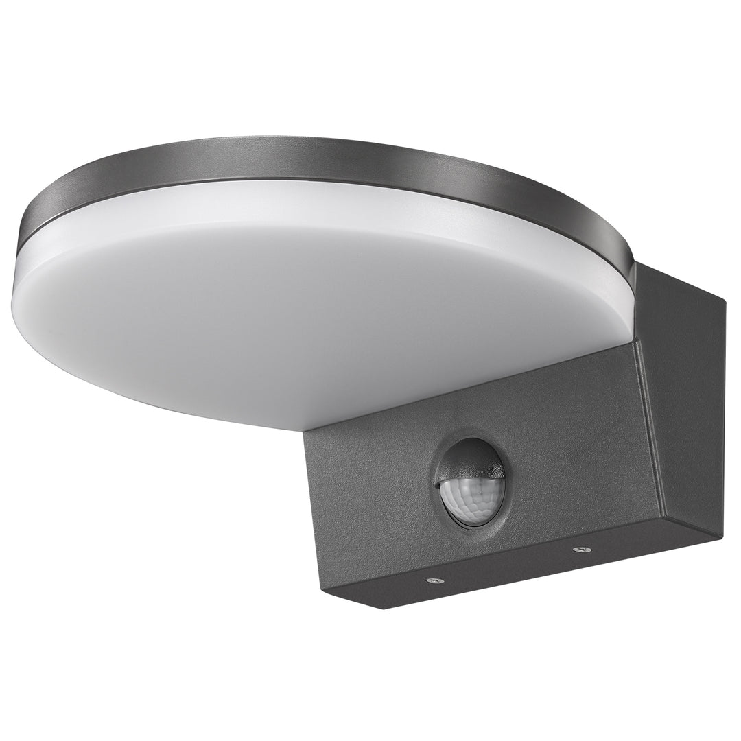 Maclean MCE344 GR motion sensor LED lamp. Featuring a PIR motion sensor, it emits a neutral white light (4000K) with 15W power and 1560lm brightness. Rated IP65, it ensures durability and reliability in various settings.