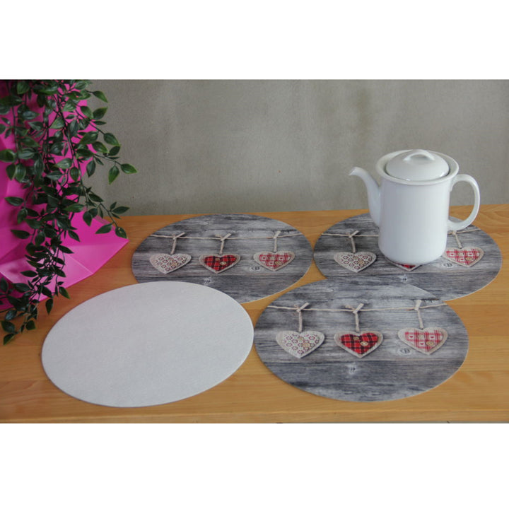 Bertoni Round Table Mat Set, 4 Pieces, 33 cm, Stylish and Durable, Hearts