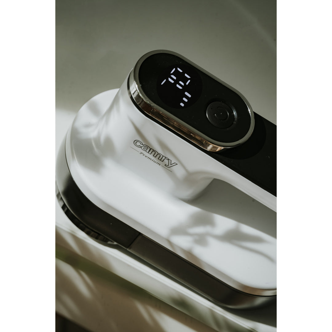 Bearrthóir fabraice Camry, taispeáint LCD, ceallraí in-athluchtaithe Li-Ion, bán agus dubh, CR 9620
