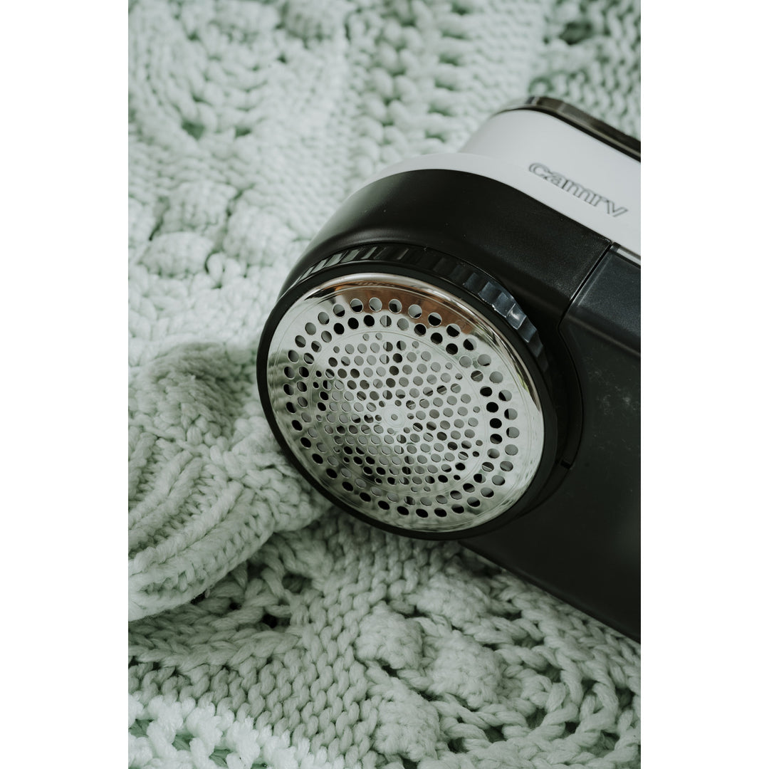 Bearrthóir fabraice Camry, taispeáint LCD, ceallraí in-athluchtaithe Li-Ion, bán agus dubh, CR 9620