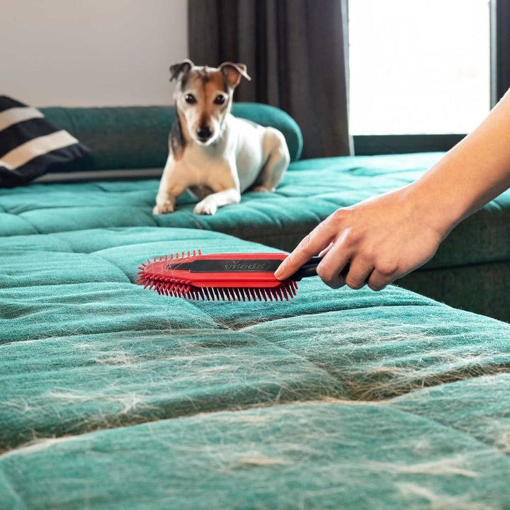 Vileda Pet Pro Electrostatic Brush - Effortlessly Removes Fur and Hair