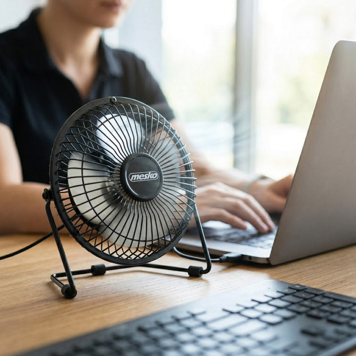 Mesko Desk Fan, 15 cm diameter, USB-powered, vertical oscillation, MS 7322