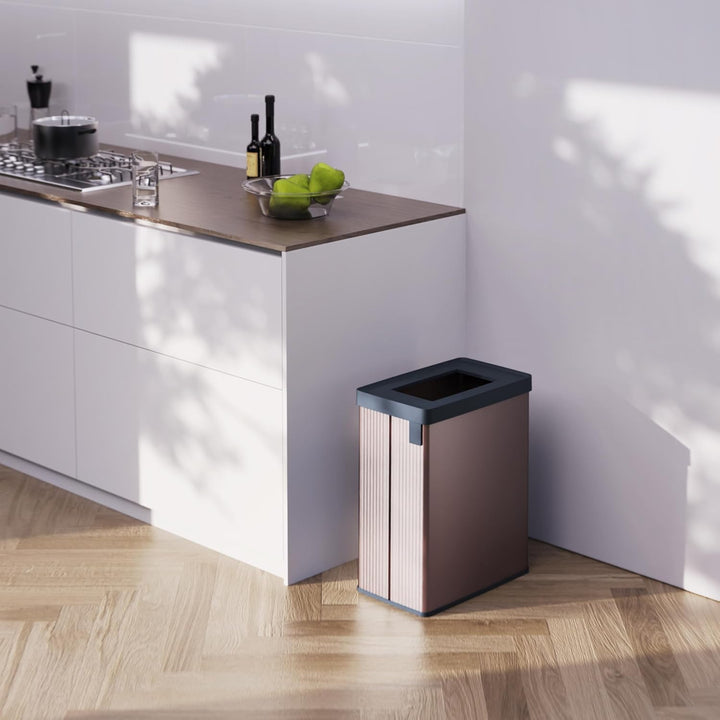 Bosca bruscair Curver, le haghaidh deighilte, bándearg, toilleadh 54l, Verto