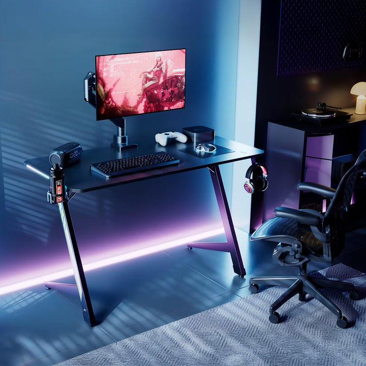 NanoRS gaming desk, black, with headphone and cup holder, RGB backlighting, max. 75kg, dimensions 1200x600x750mm, RS102
