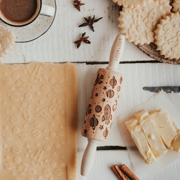 Goody Woody embossed rolling pin engraved cake roller, 23.5 cm, beech wood, cosmos pattern