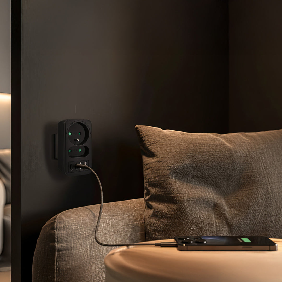 Current socket x2 + 4xUSB Maclean, splitter with 2 sockets, 2xUSB A, 2xUSB C PD 20W, 1x16A + 1x6A, MCE249 F/W