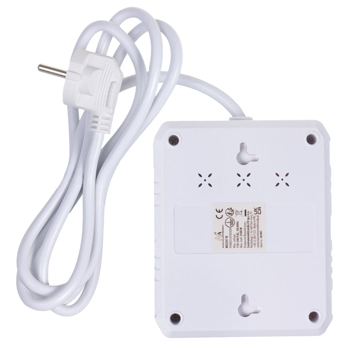 Maclean power strip, extension cord 2 sockets + 3xUSB, 110-240V AC 50/60Hz, 2.1A max 2500W, 1.5m, white, MCE387 W