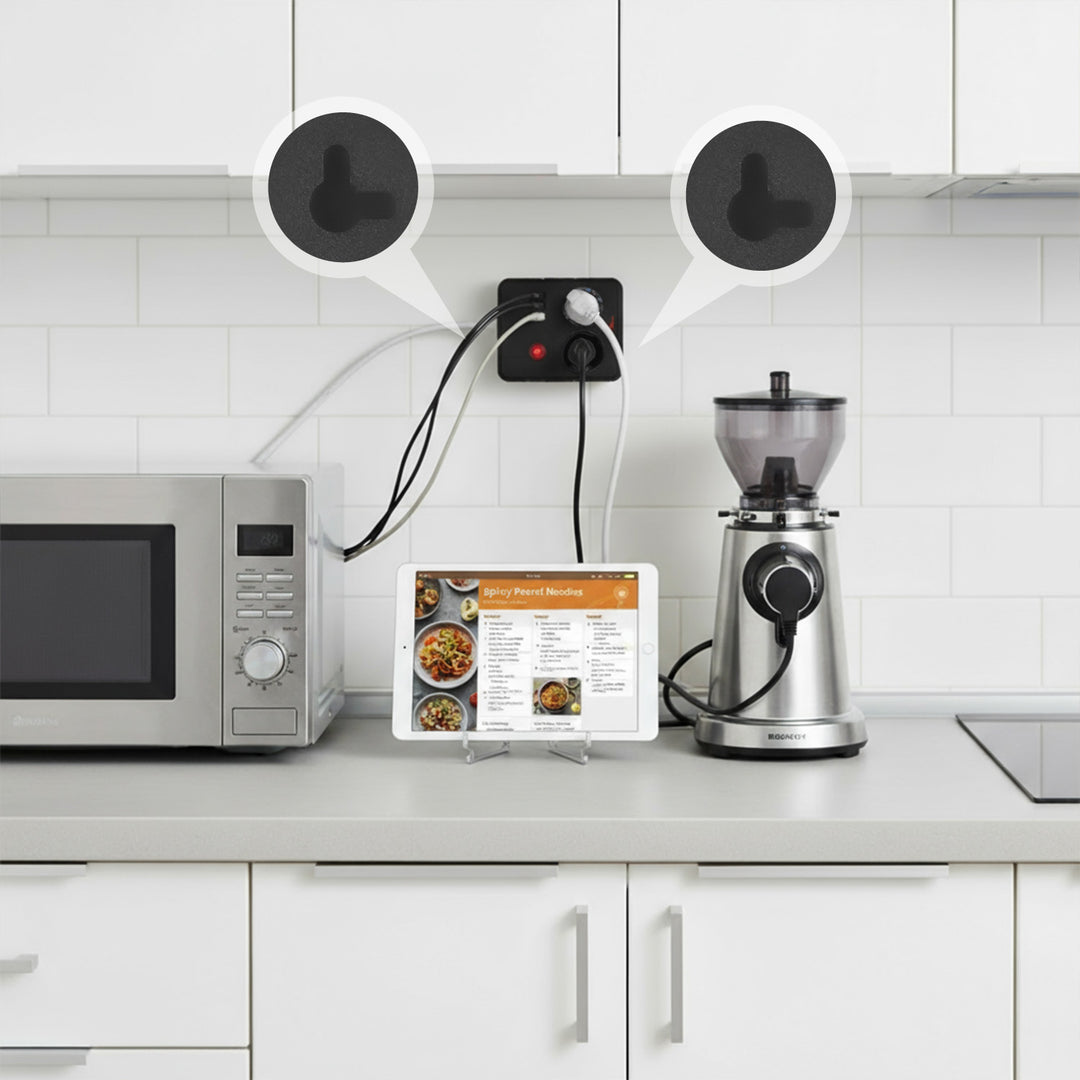 Maclean power strip, extender 2 sockets + 3xUSB, 110-240V AC 50/60Hz, 2.1A max 2500W, 1.5m, black, MCE387 B