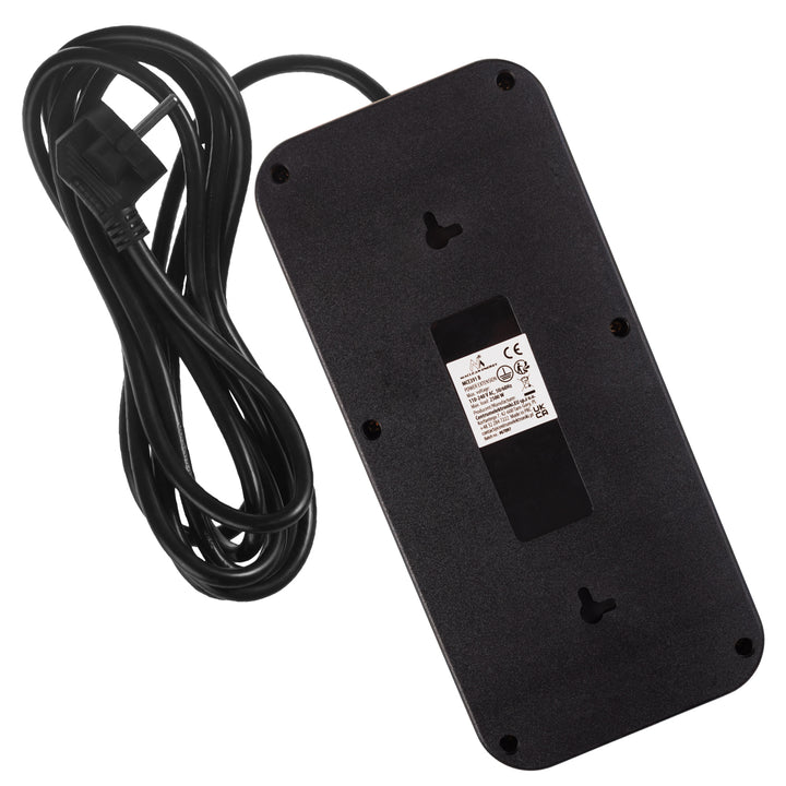 Maclean power strip, 6 socket extension + 4xUSB, 110-240V AC 50/60Hz, 2.1A max 2500W, 3m, black, MCE391 B