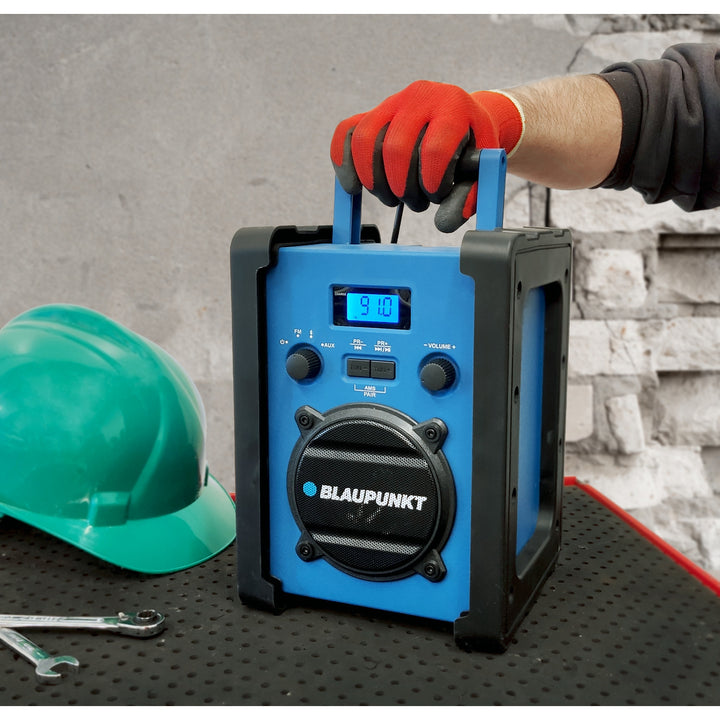 Blaupunkt Portable Radio, Bluetooth, AUX, LCD Display, PP30 Jobsite