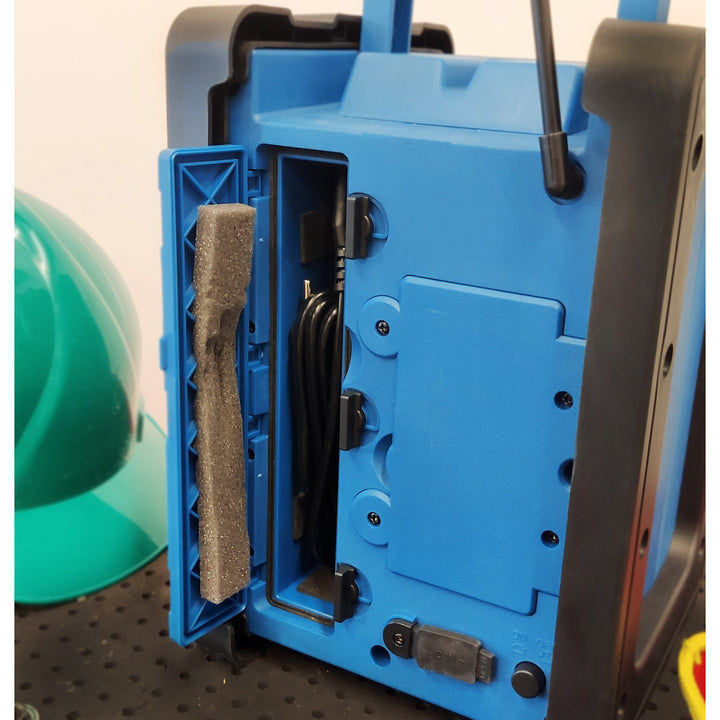 Blaupunkt Portable Radio, Bluetooth, AUX, LCD Display, PP30 Jobsite