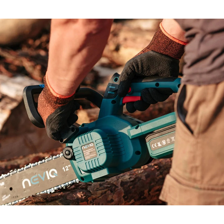 Sábh slabhrach gan sreang NEVIQ, barra 12'', 1000W, mótar gan scuab, L12302