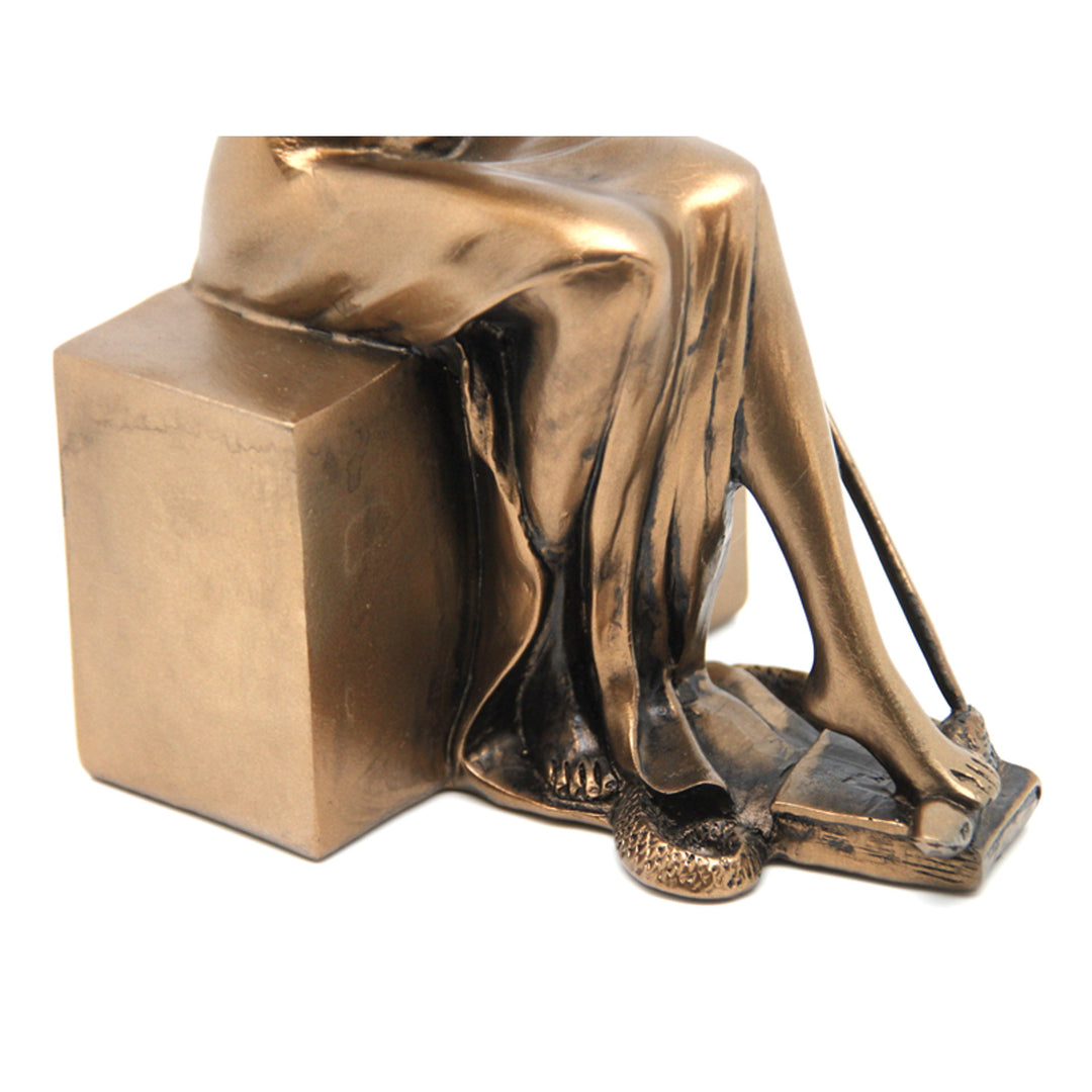 Figurines of Themis with scale and sword, book rests, Queen Isabel, 2 pieces