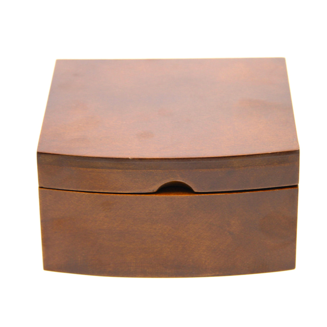 Jewelry box, wooden, brown, organizer, compartments, Queen Isabel