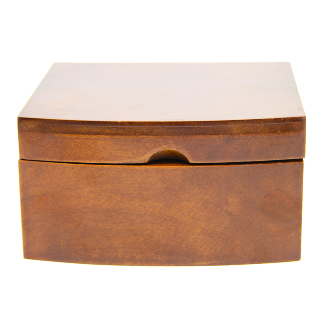 Jewelry box, wooden, brown, organizer, compartments, Queen Isabel