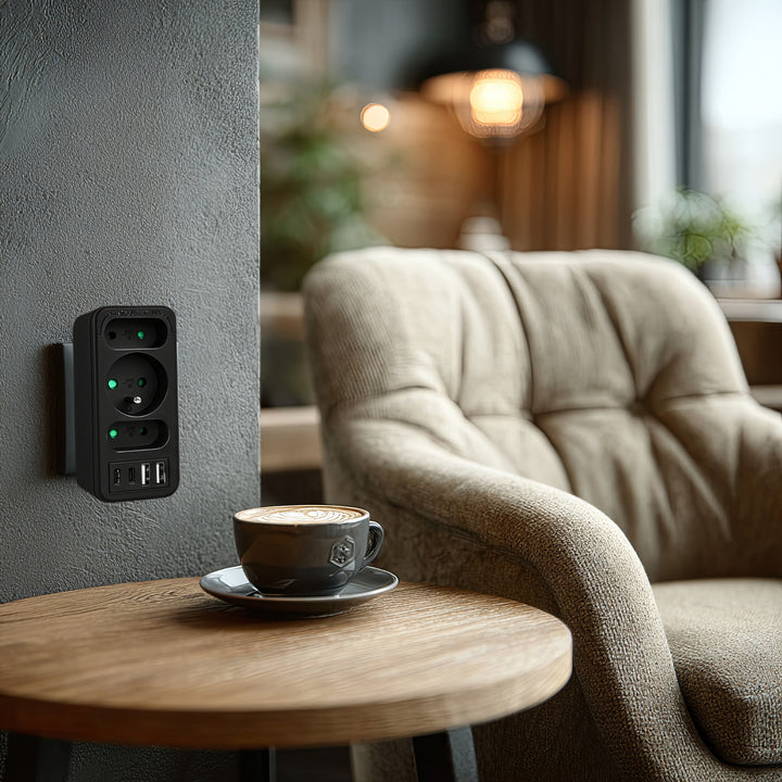 Current socket x3 + 4xUSB Maclean, splitter with 3 sockets, 2xUSB A, 2xUSB C PD 20W, 1x16A + 2x6A, MCE248 F/B, 3 pieces