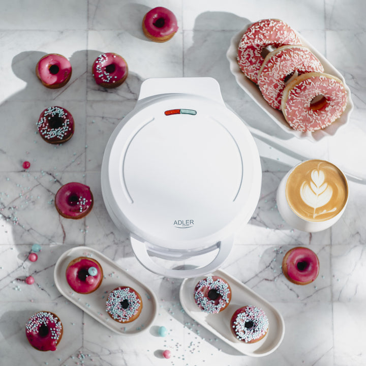 Adler doughnut maker, for 7 doughnuts, non-stick coating, white, 1500W, AD 3075