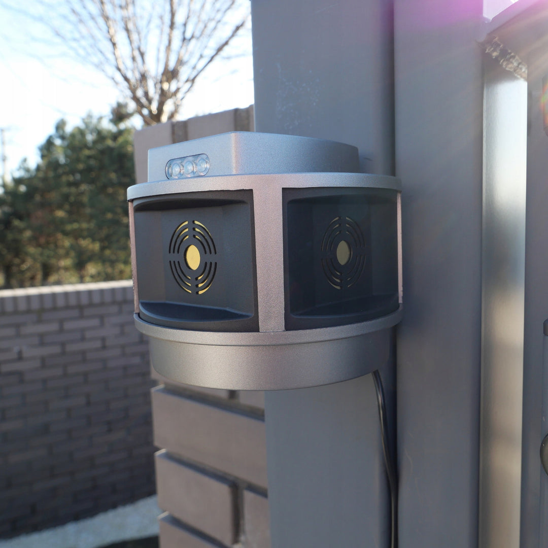 Rodent, marten, mouse repellent Viano, ultrasonic generator, strobe panel, three speakers, Trio-Strob