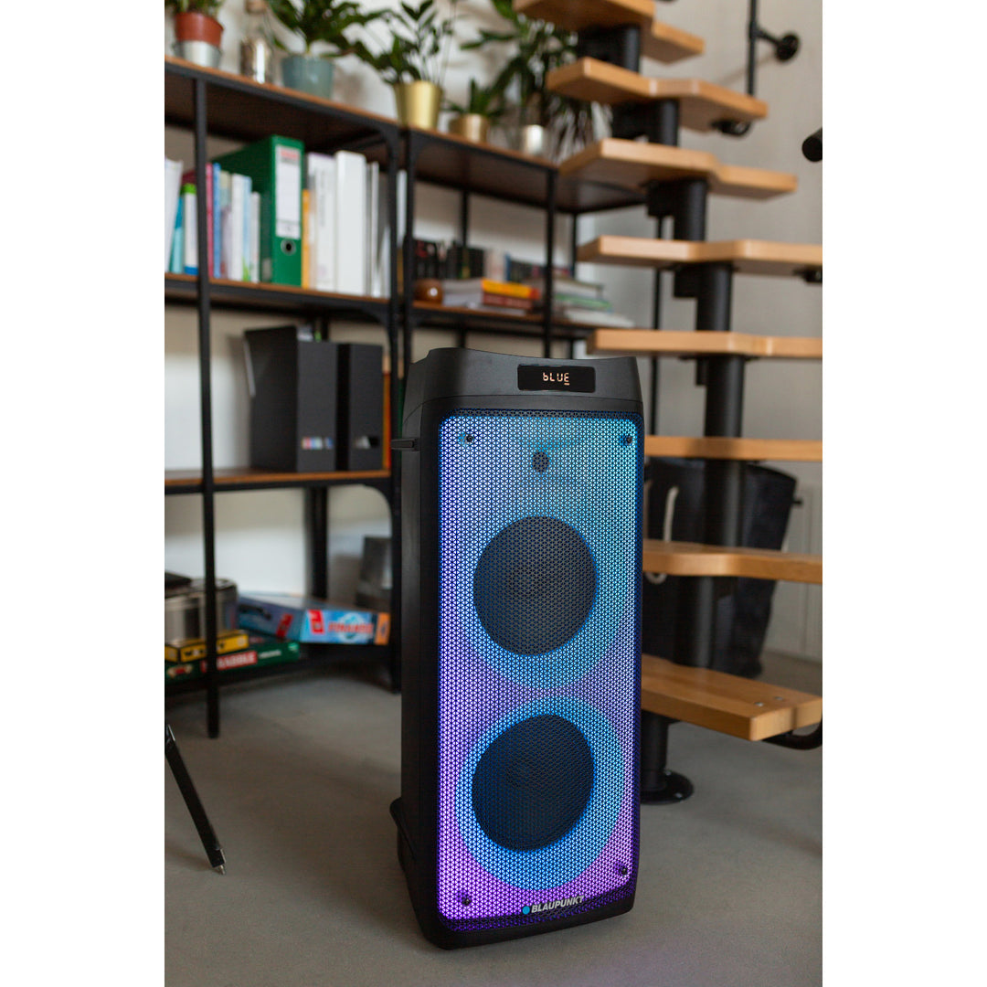 Blaupunkt Party Box speaker, LED lighting, Bluetooth, USB and AUX, FM radio, karaoke function, remote control, PB08DB