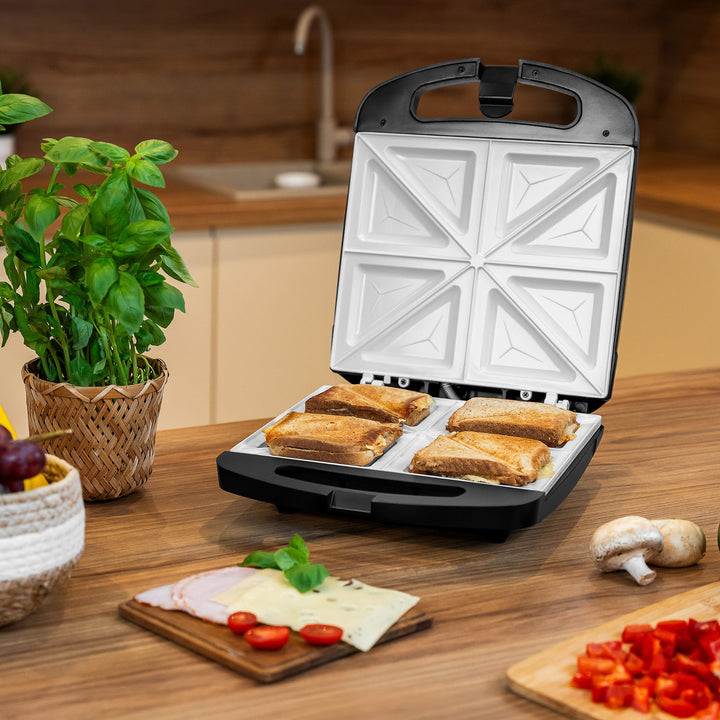 Teesa sandwich maker, ceramic inserts, for 4 sandwiches, maximum power 1500 W, TSA3229B