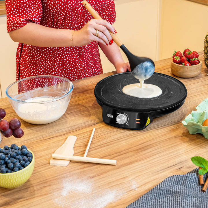 Teesa pancake maker, electric pancake pan, plate diameter 30 cm, power 1200 W, TSA3235