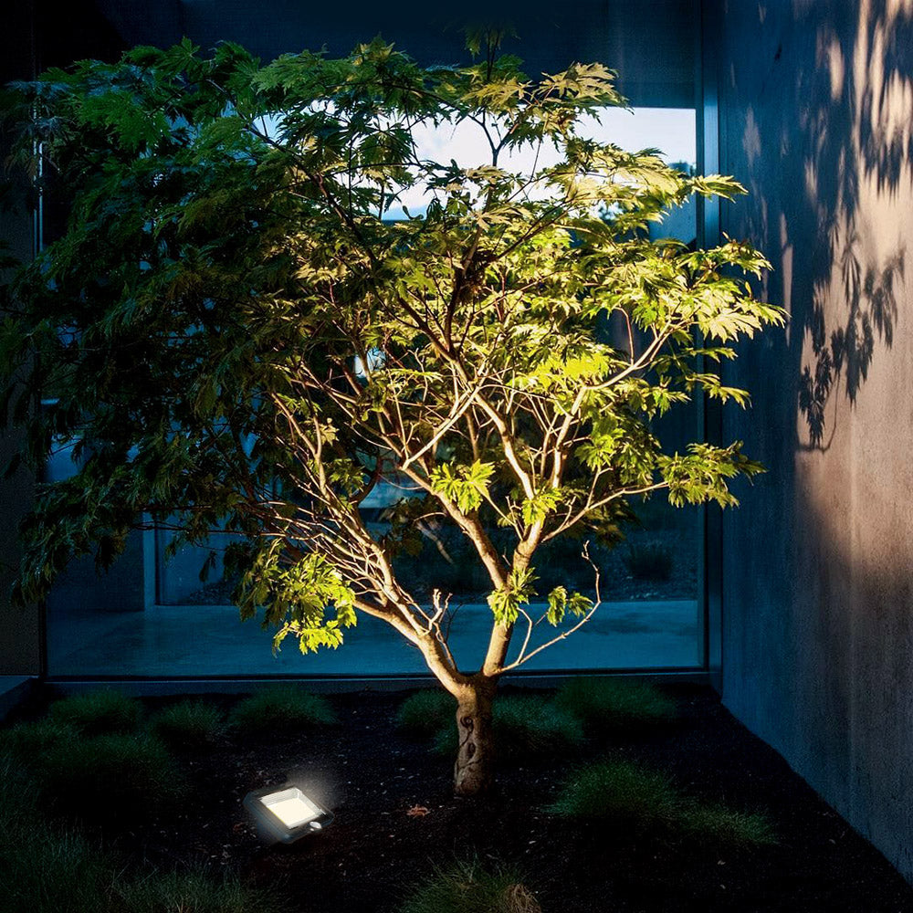 Solar LED floodlight with Maclean motion sensor, IP44, 5W, 400lm, 6000K, 1300 mAh lithium battery, 5.5V DC MCE438, 4 pieces