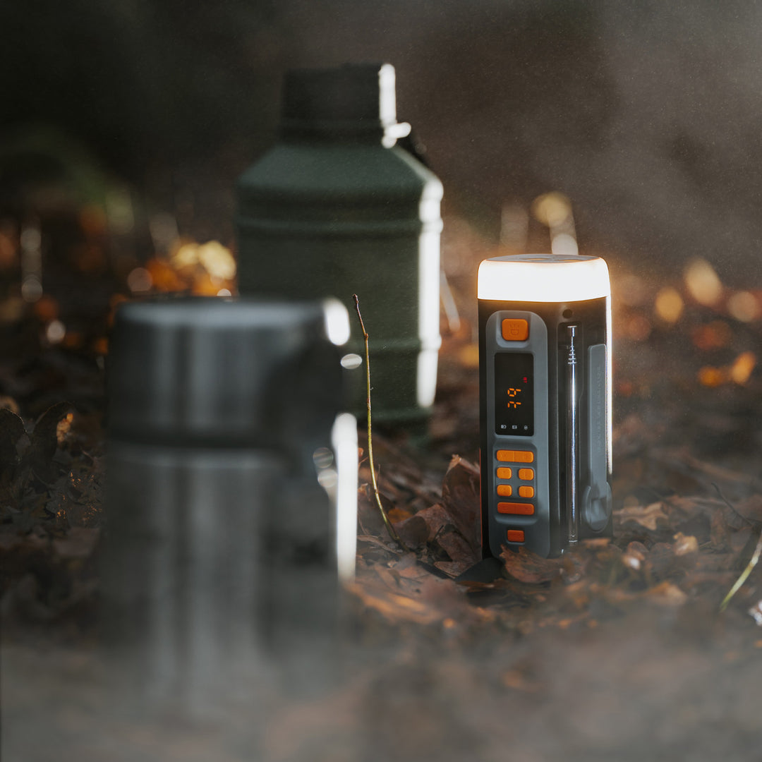 Adler emergency radio, with solar panel, crank and power bank, Bluetooth 5.0, 4W LED flashlight, 4500 mAh, AD 1920