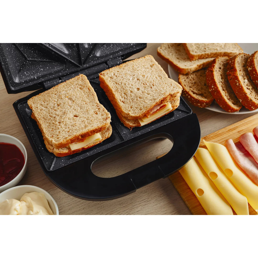 Eldom sandwich maker, non-stick ceramic coating, fast heating, 750W power, quick cleaning, LED indicator light, non-slip feet, ST11G