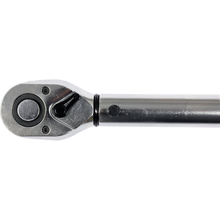 Yato torque wrench, made of chrome-molybdenum steel, packed in a case, torque scale located in the wrench handle, YT-07605