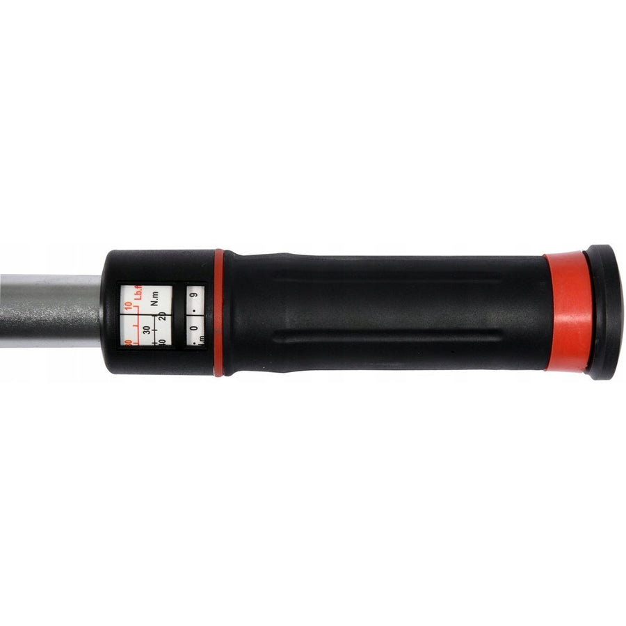 Yato torque wrench, made of chrome-molybdenum steel, packed in a case, torque scale located in the wrench handle, YT-07605