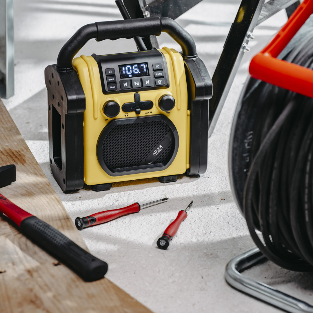 Adler construction radio, Bluetooth 5.1, IPX 54, 10 W power, AD 1911