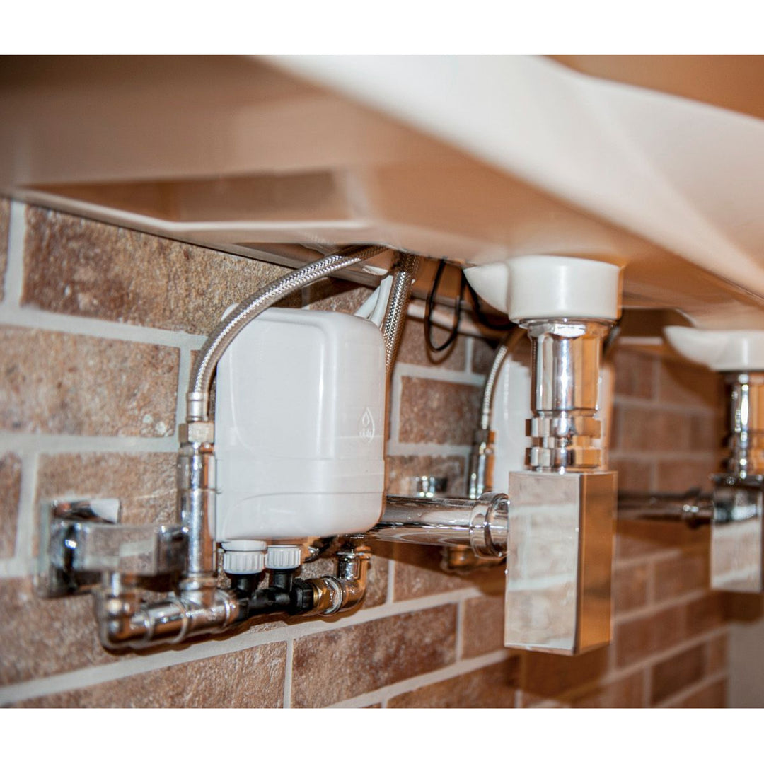 Dafi instantaneous water heater, under-sink model, with connection, 3.7 kW, 230 V