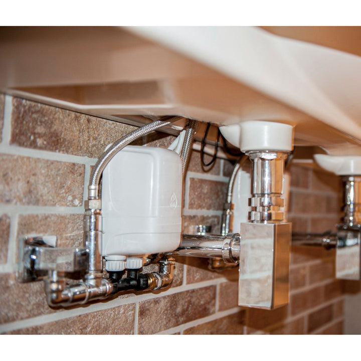 Dafi instantaneous water heater, under-sink model, with connection, 3.7 kW, 230 V