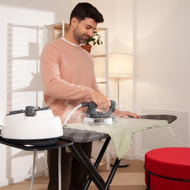 Vileda Total Reflect Ultimate Ironing Board, 100% cotton cover, reflects heat and steam back onto fabrics, adjustable height, XXL base, 183416