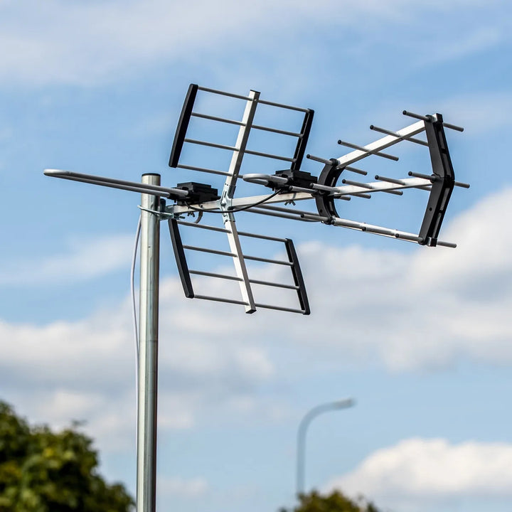 VA900 COMBO DVB-T/T2 Directional Antenna with LTE Filter, Aluminum, Vayox