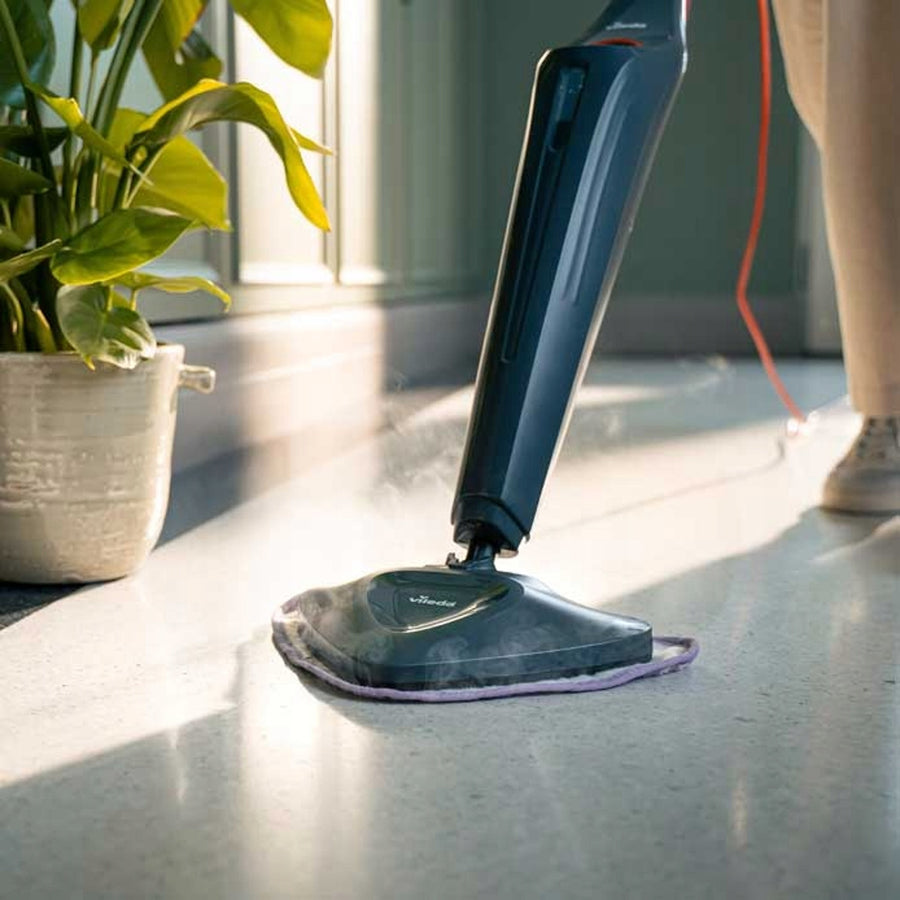 Vileda Steam Plus Pro Steam Mop, kills 99.9% of bacteria, heats up quickly, suitable for all types of floors, 180839