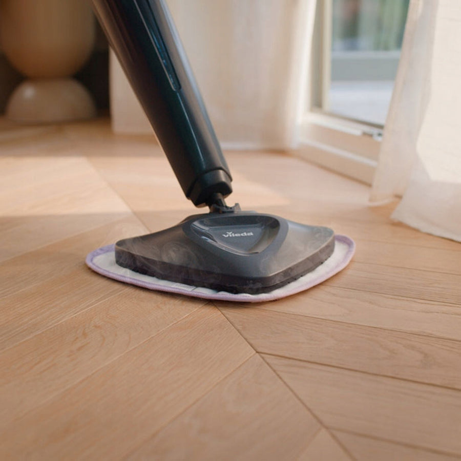 Vileda Steam Plus Pro Steam Mop, kills 99.9% of bacteria, heats up quickly, suitable for all types of floors, 180839