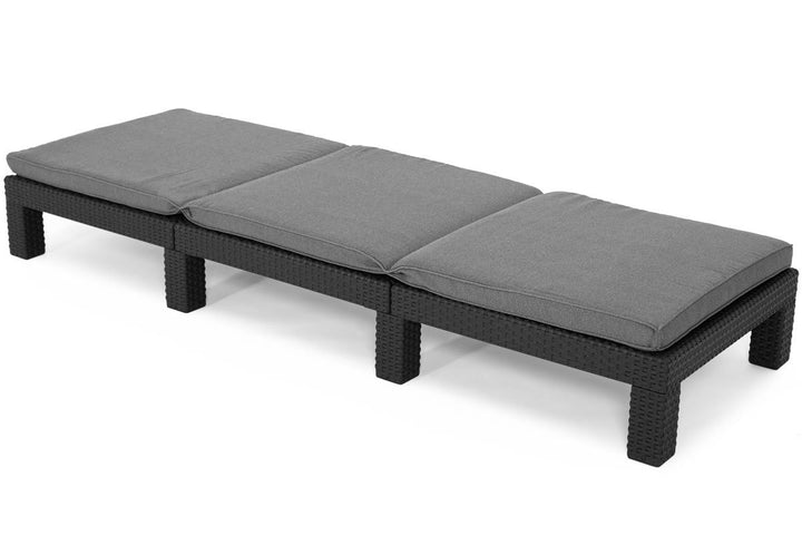 Keter Daytona Reclining Sun Lounger with Cushion - Graphite Grey - Rattan Style - Elegant and Durable