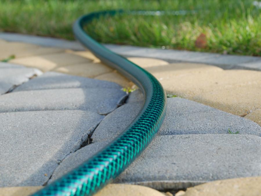 Hose gairdín Cellfast Eacnamaíoch 1/2 "30m píobán 3-ciseal