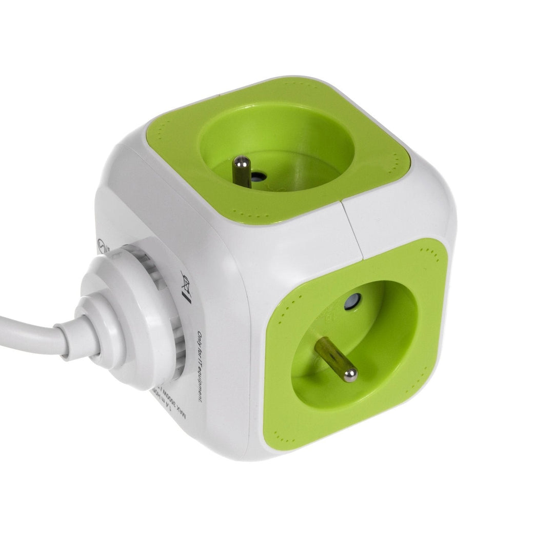 GreenBlue GB118 MagicCube 2xUSB 1.4m Cineál Francach Ilchumhachtaithe 2xUSB