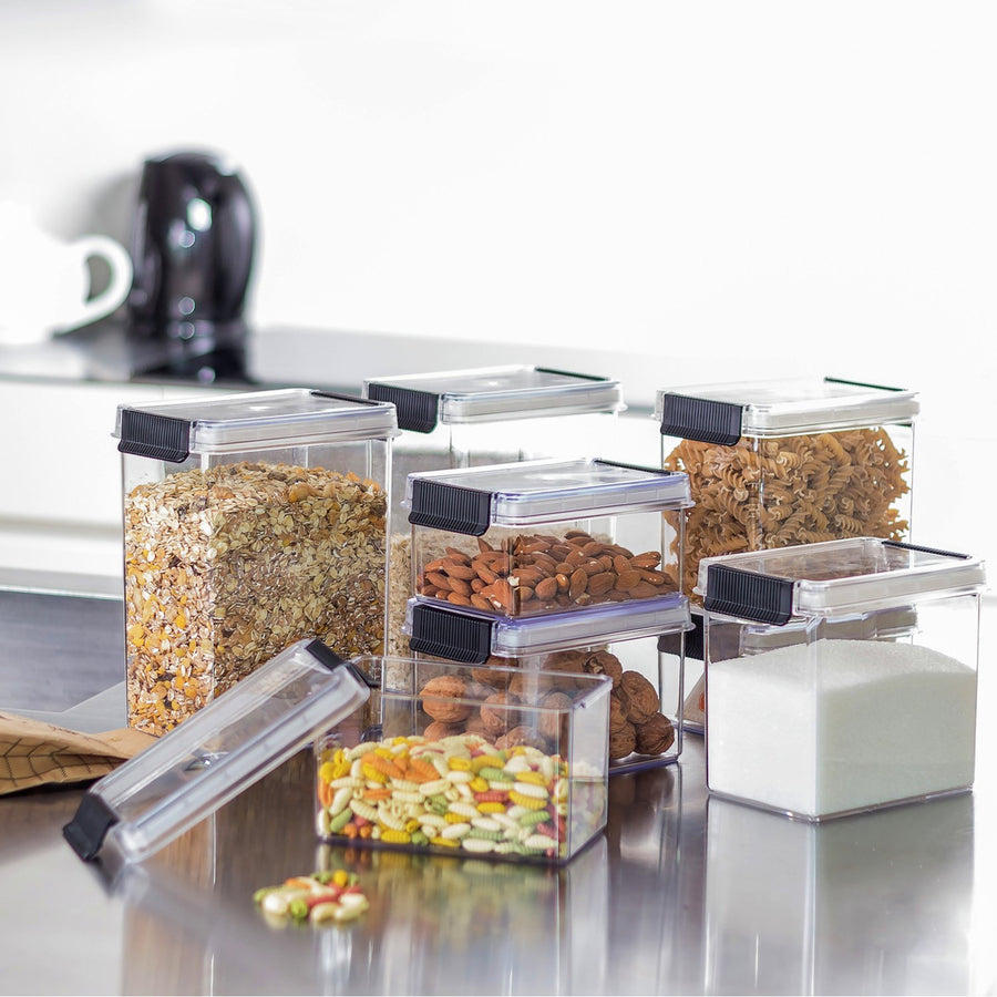 Plast Team Oslo 1.2L container with clips for loose products