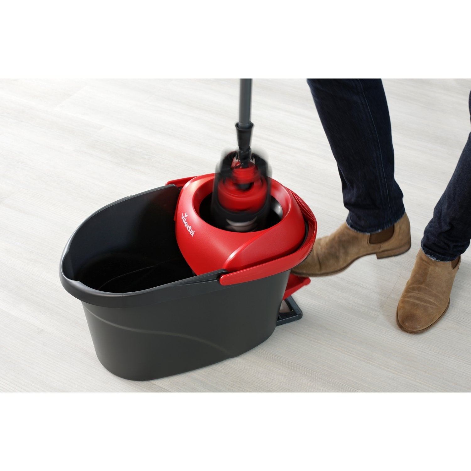  Vileda Ultramat Turbo Flat Mop and Bucket Set : Health &  Household