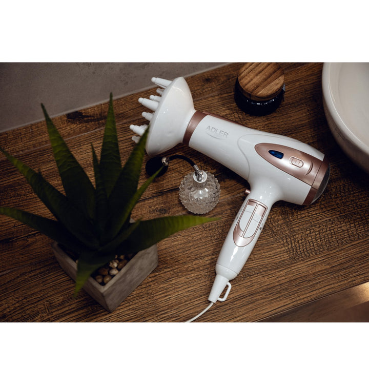 Adler AD 2248 ionic hair dryer with diffuser and concentrator