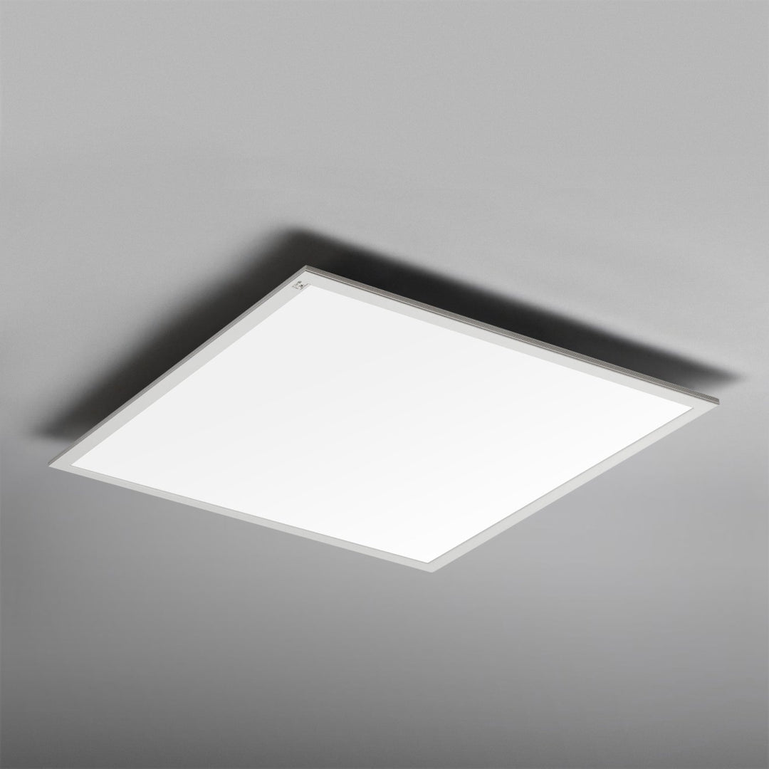 Maclean Energy MCE540 LED ceiling panel slim 40W, 3200lm Warm White (3000K) WW 595x595x8mm raster, FLICKER-FREE function